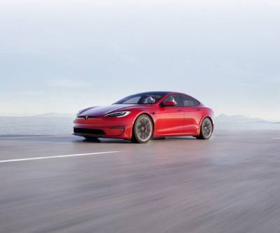 Tesla придется отозвать 160 тысяч автомобилей: массовые случаи поломок электротранспорта