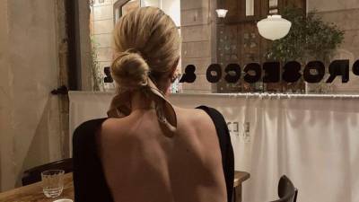 Наоми Кэмпбелл - Топ с открытой спиной – сексуальный хит инстаграма: как его носят модные блогеры - 24tv.ua - Victoria - county Beckham