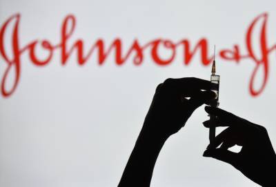 Первая страна приняла COVID-вакцину от Johnson & Johnson