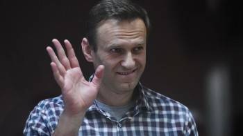 Твиттерок, чифирок, папиросочка: Алексей Навальный вышел из "Матросской тишины" и пропал