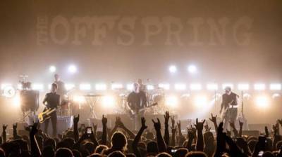 Группа The Offspring представила трек из альбома Let the Bad Times Roll