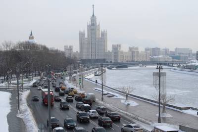 Синоптик предупредил москвичей о рекордно тёплой погоде в пятницу