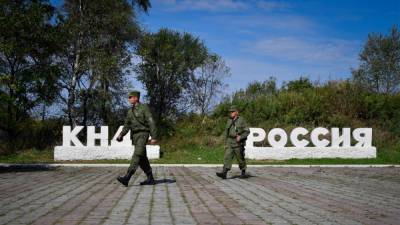 Российские дипломаты вернулись из КНДР на дрезине