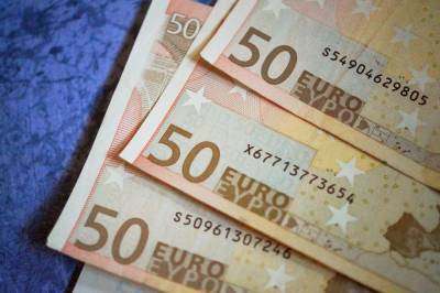 Курс валют на 26 февраля: евро стремительно выросло в цене