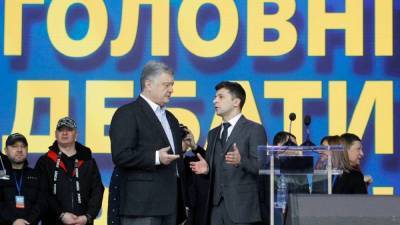 Зеленский или Порошенко: кого украинцы считают лицом евроинтеграции