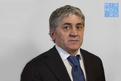Депутат Госдумы РФ Абдулгамид Эмиргамзаев назвал поведение коллеги из парламента Дагестана недостойным горца