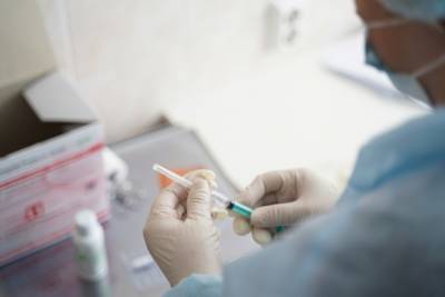 Главврач больницы Тверской области развеял мифы про вакцинацию от Covid-19