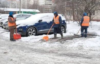 В Красногорске за прошедшую ночь от снега и наледи расчищено более 410 тысяч «квадратов» территорий