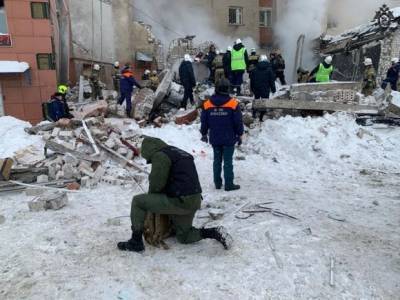 Спасатели достали из-под завалов в Нижнем Новгороде пострадавшую при взрыве девушку