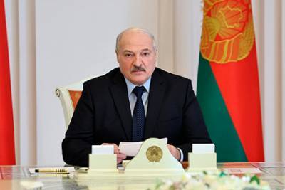Лукашенко опроверг слухи о передаче власти сыновьям