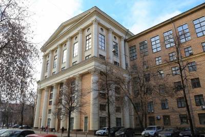Бывшей студентке Гуманитарного университета профсоюзов удалось отсудить у вуза более 190 тыс. рублей
