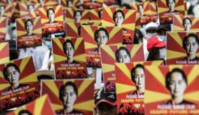 В Мьянме военные силой подавили протесты