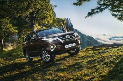 Toyota отзывает в России более 3 тысяч автомобилей Hilux и Fortuner