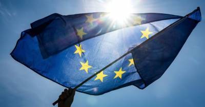Лидеры ЕС: строгие ограничения на неважные поездки должны пока остаться в силе