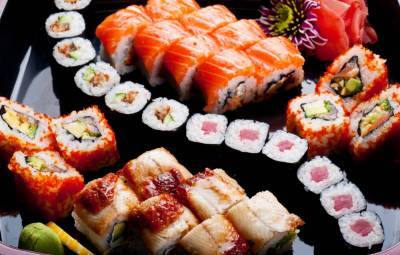 Доставка суши на дом от знаменитого онлайн-ресторана Суши Мастер в Сочи