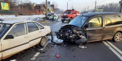 На Прикарпатье в смертельное ДТП попали шесть автомобилей — фото