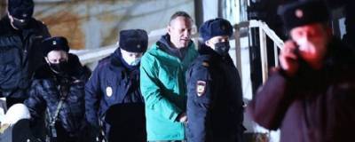 Глава ФСИН: Навального этапировали в колонию