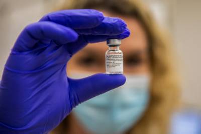 Нетаняигу запретили передавать вакцину Moderna третьим странам