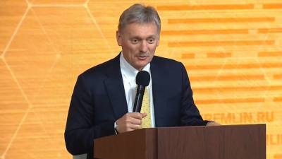 Представитель Кремля отреагировал на возвращение дипломатов из КНДР на ручной дрезине