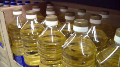 Новости на "России 24". Производители подсолнечного масла готовы зафиксировать цены на продукцию до осени