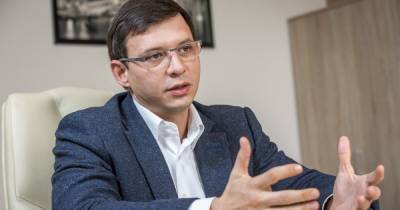 Журналисту канала украинофоба Мураева не дали задать вопрос адвокатам Стерненко (ВИДЕО)