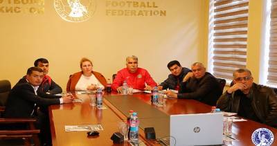 Футбольные врачи сборных Таджикистана приняли участие в антидопинговом вебинаре АФК