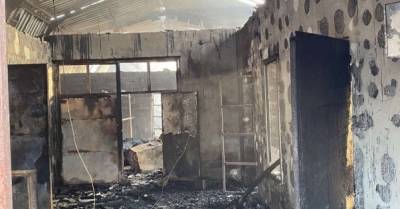 В Мукачево сгорел свинокомплекс: погибло 165 животных (ФОТО)