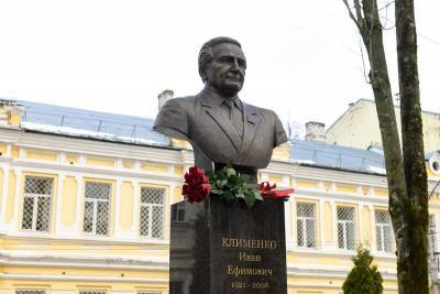 В Смоленске почтили память Ивана Ефимовича Клименко