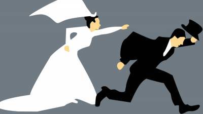 Япония выступает против сохранения девичьей фамилии после вступления в брак
