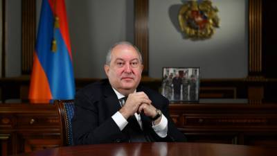 Президент Армении не подписал ходатайство об отставке главы Генштаба