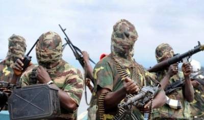 Боевики в Нигерии похитили из школы 300 учениц