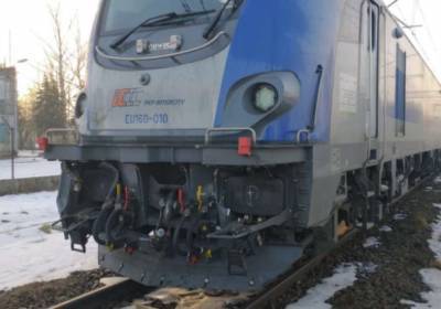 В Польше локомотив столкнулся с поездом, есть пострадавшие