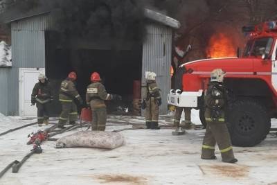 В Иванове горит одно из зданий меланжевого комбината