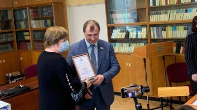 Депутат Вострецов обсудил с петербуржцами проблемы колледжей
