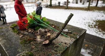 СК РФ возбудил уголовное дело по факту повреждения советского памятника в Латвии