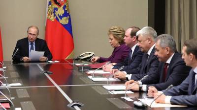Путин обсудил с членами Совбеза РФ кризис в Нагорном Карабахе