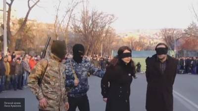Митингующие в Ереване исполнили просьбу Пашиняна и "расстреляли" его