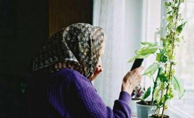 В Тюменской области предпринимателям помогут организовать легальный бизнес по уходу за пожилыми людьми