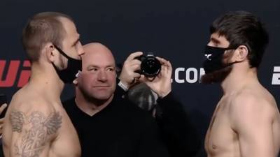 Анкалаев и Крылов показали одинаковый вес перед боем на UFC Fight Night 186