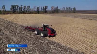 Донские фермеры могут приобрести новые трактора «Ростсельмаш» со скидкой до 30%