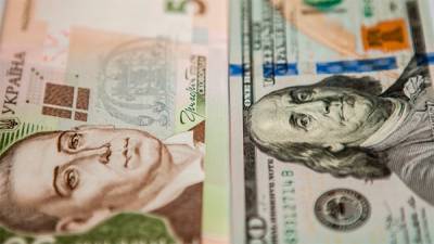 Доллар подскочил на межбанке 26 февраля из-за выплат по НДС