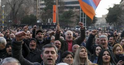 ФОТО. Кризис в Армении: в Ереване не прекращаются акции протеста