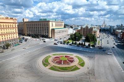 Собянин предложил оставить Лубянскую площадь без памятника