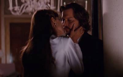 Джоли и Депп закрутили роман, поставив на уши весь Голливуд, жаркие кадры: "Она моя!"