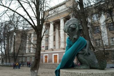Две скульптуры из Тульской области попали в число самых необычных в России