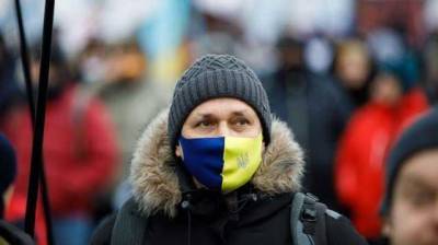 В Украине снова более 8 000 случаев COVID