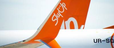 Самолет компании SkyUp снова сломался по пути из Занзибара в Украину