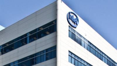 Новые процессоры Intel появятся в продаже в конце марта