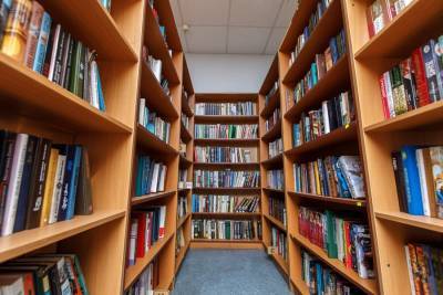 Столичные библиотеки назвали самые популярные книги у горожан