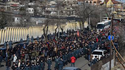 В Ереване снова митингуют против премьера Пашиняна